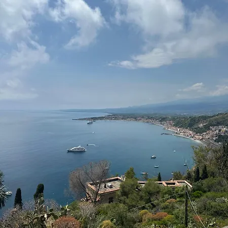 Naxos Horizon Fronte Mare