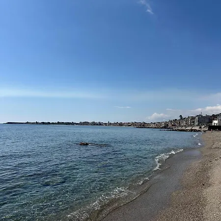 Naxos Horizon Fronte Mare Апартаменти